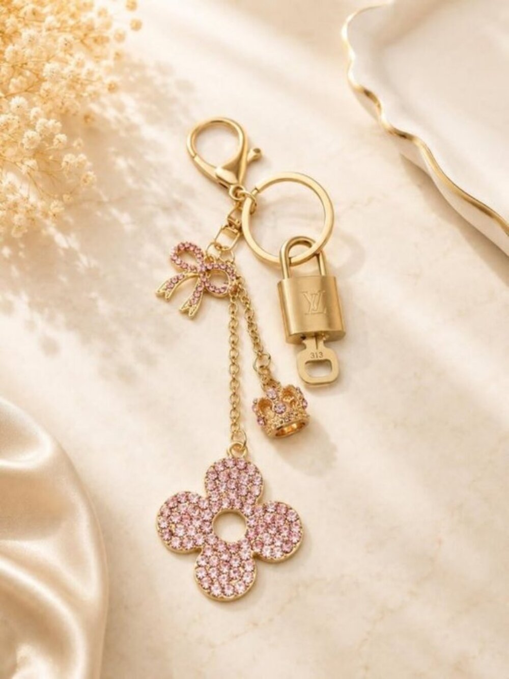 LV Authentic Gold Padlock 🔒 Key Set w/ Unbranded Flower Keychain Charm